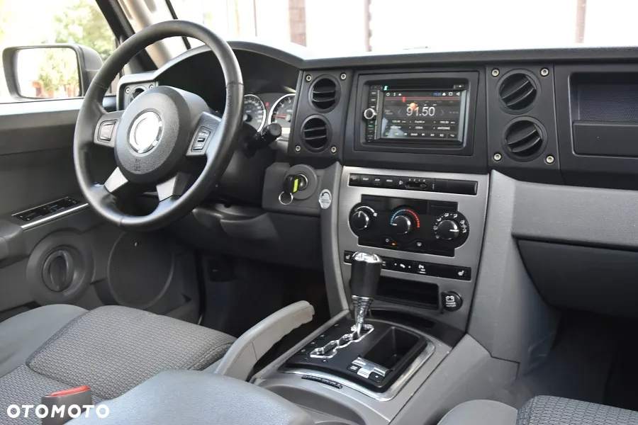 Jeep Commander 4.7 V8 - 22