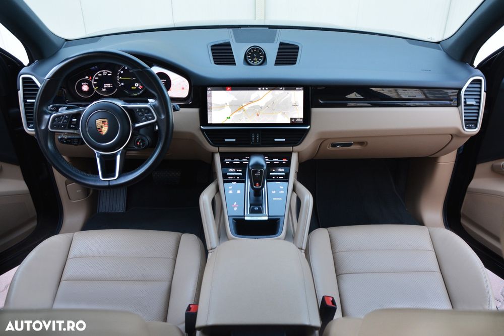Porsche Cayenne E-Hybrid Tiptronic S - 6