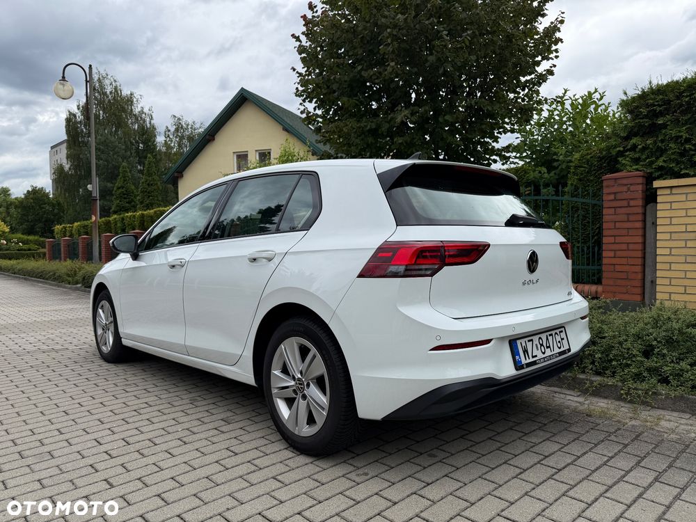 Volkswagen Golf 1.0 eTSI Life DSG - 7