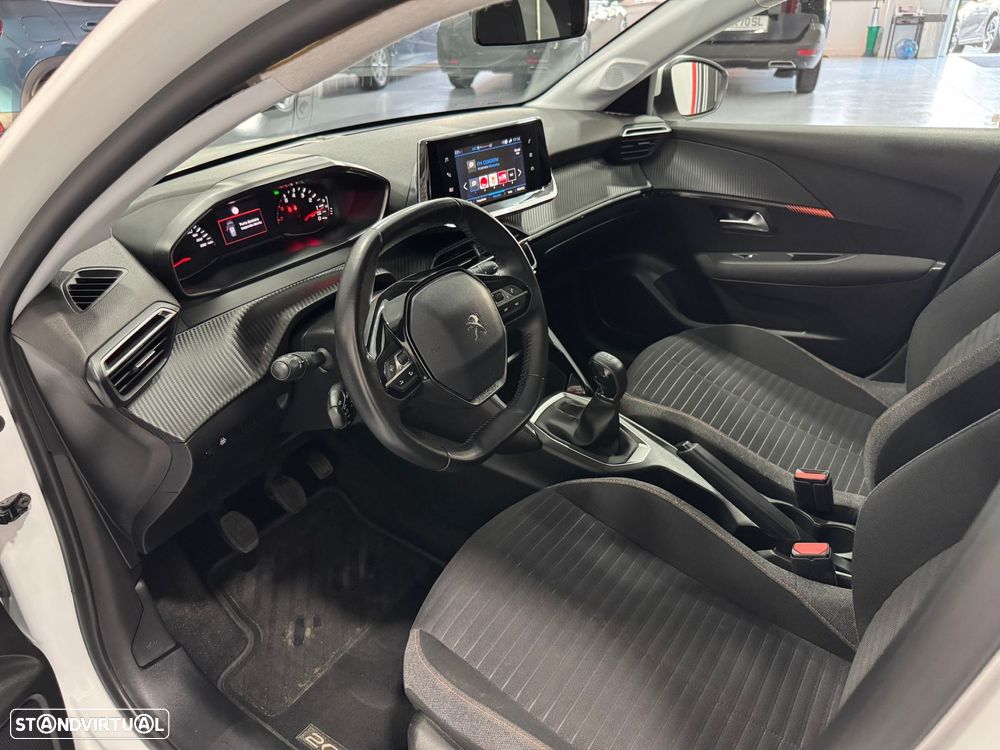 Peugeot 208 1.2 PureTech Active Pack - 27