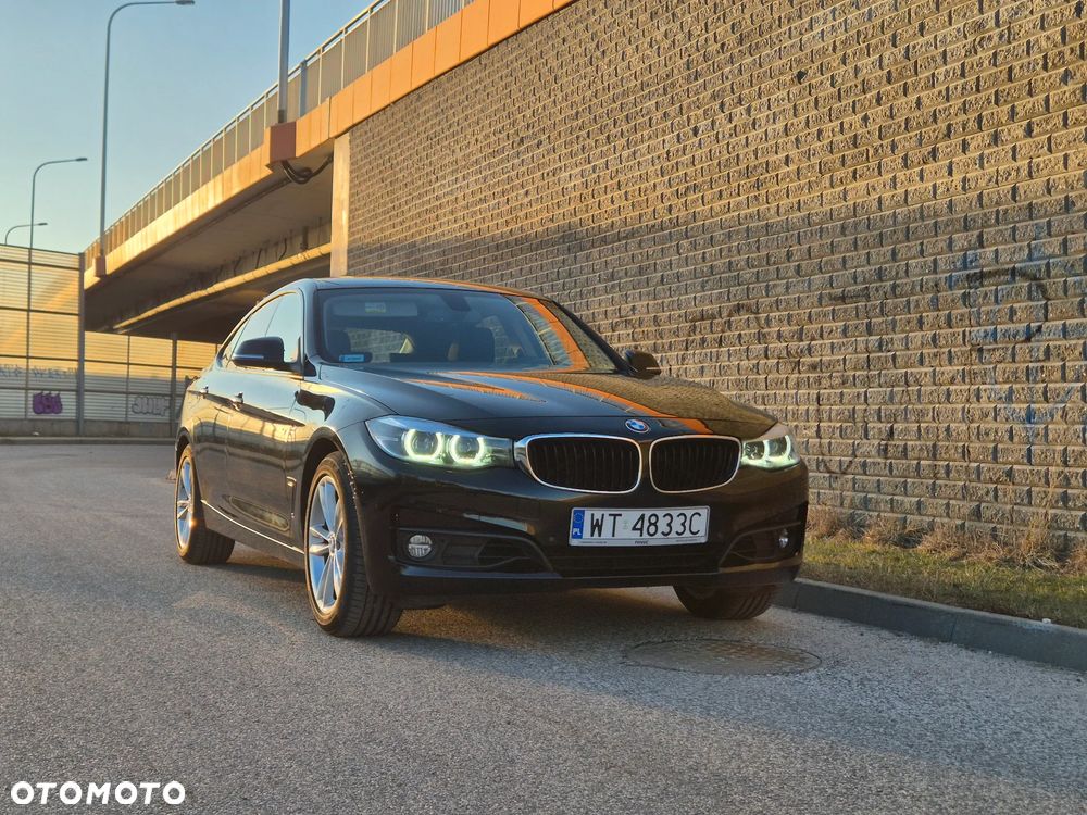 BMW 3GT 320i GPF xDrive - 12
