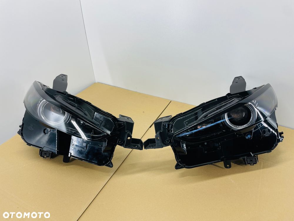 Lampa lewa prawy CX30 Full led 14 pin - 1