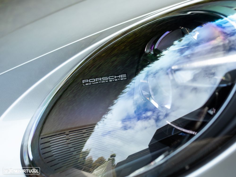 Porsche 911 (992) Turbo 50 Years - 17