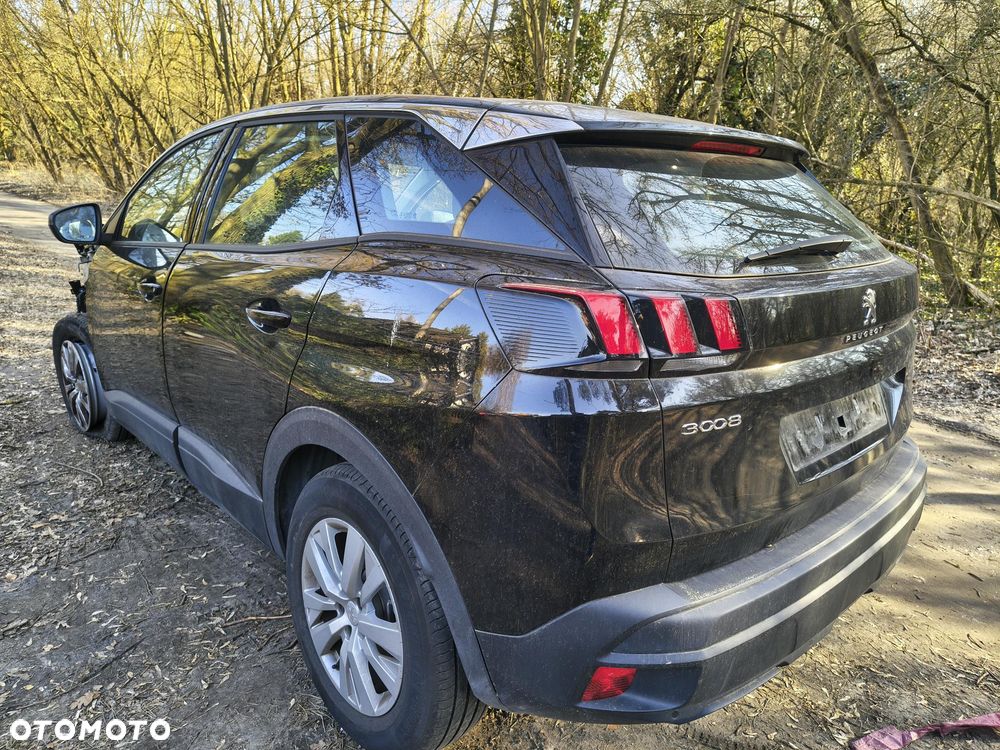 Peugeot 3008 1.5 BlueHDi Allure S&S EAT8 - 3