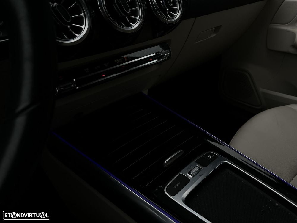 Mercedes-Benz B 180 d 8G-DCT Progressive - 16