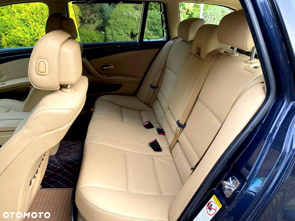 BMW Seria 5 520i Edition Exclusive - 23