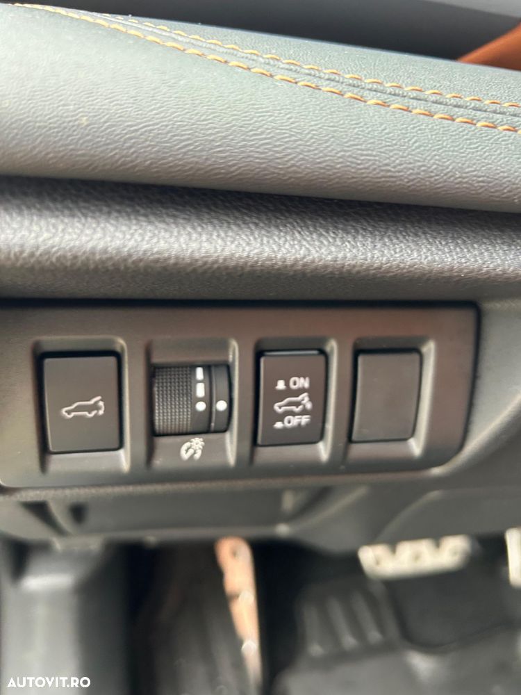 Subaru Outback 2.5I LinearTronic CVT Premium - 38