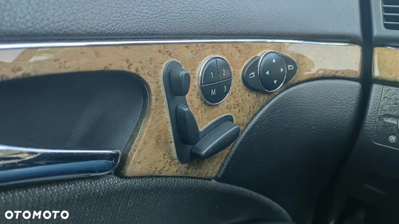 Mercedes-Benz Klasa E 200 T Kompressor Automatik Elegance - 20