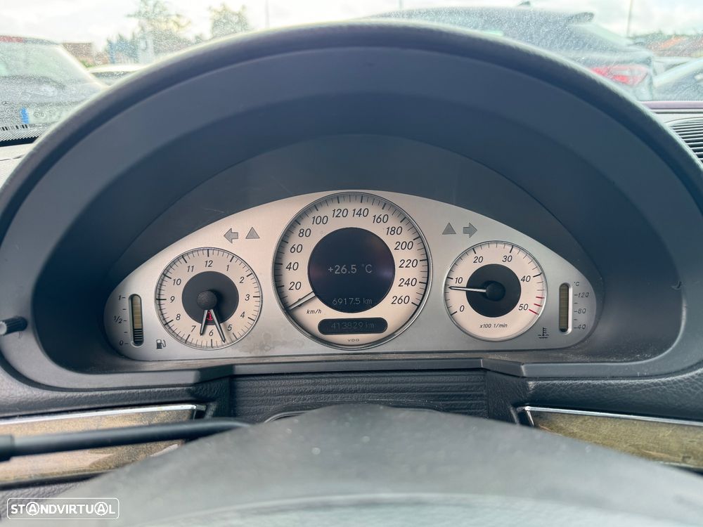 Mercedes-Benz E 220 CDi Avantgarde - 10