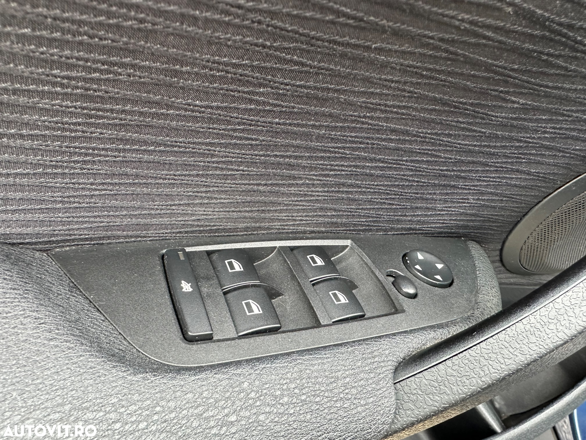 BMW X1 xDrive20d - 9