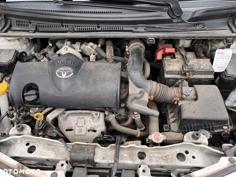 Toyota Yaris 1.5 Active - 12