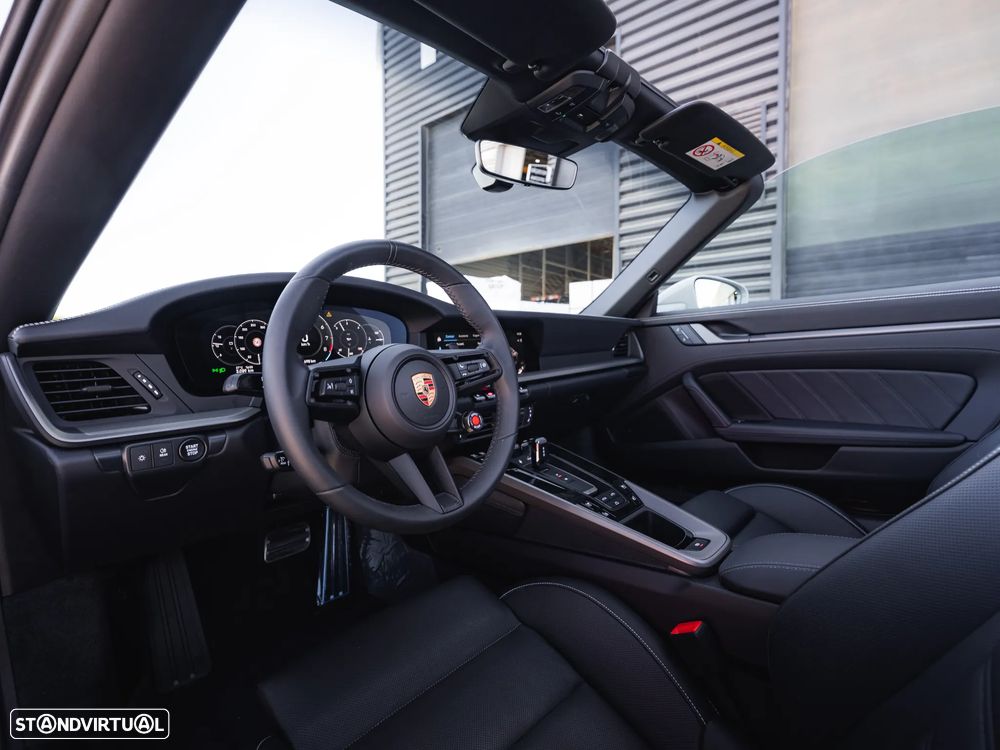 Porsche 911 (992) Carrera - 21