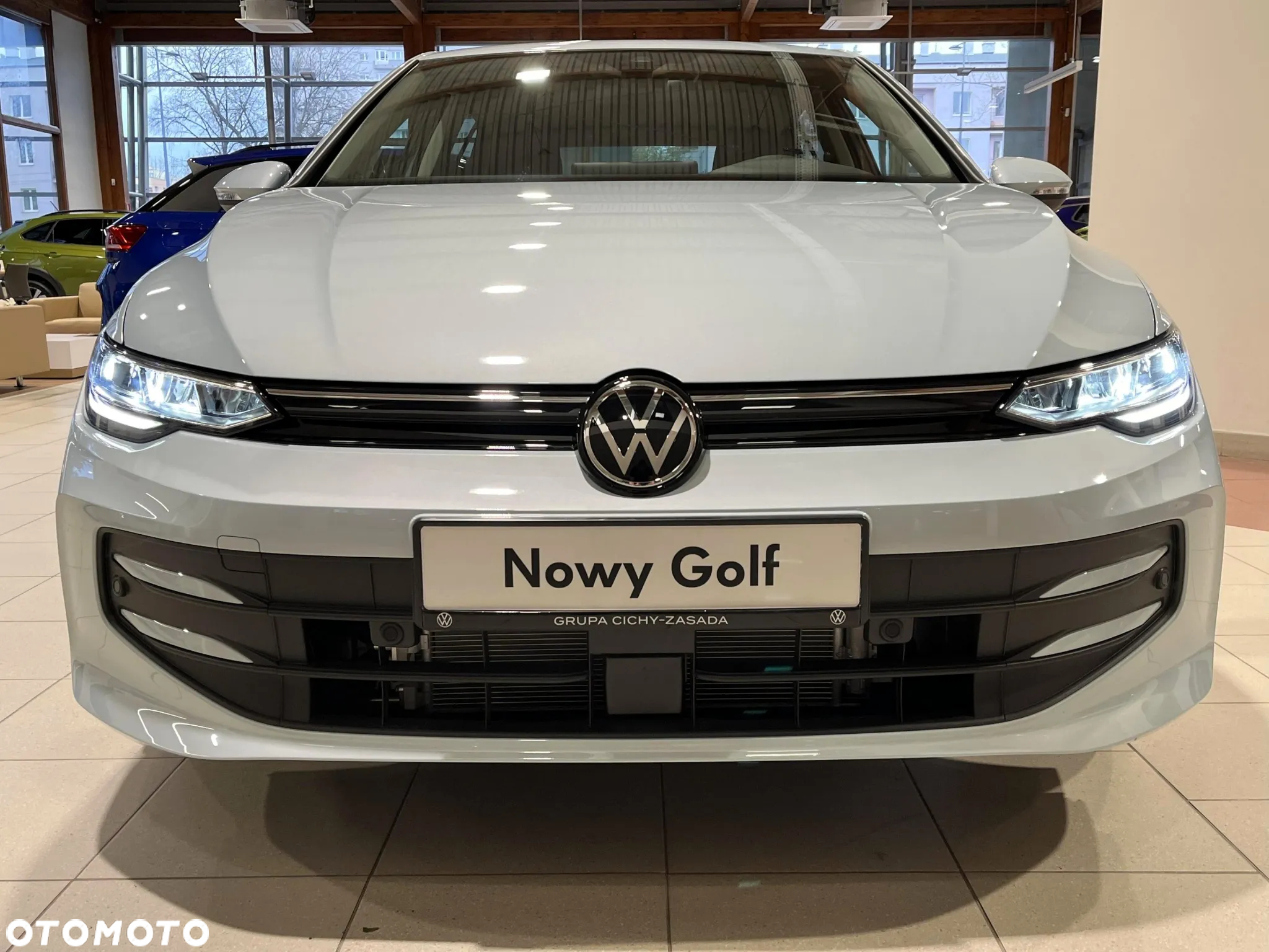 Volkswagen Golf VIII 1.5 eTSI mHEV Life Plus DSG - 35