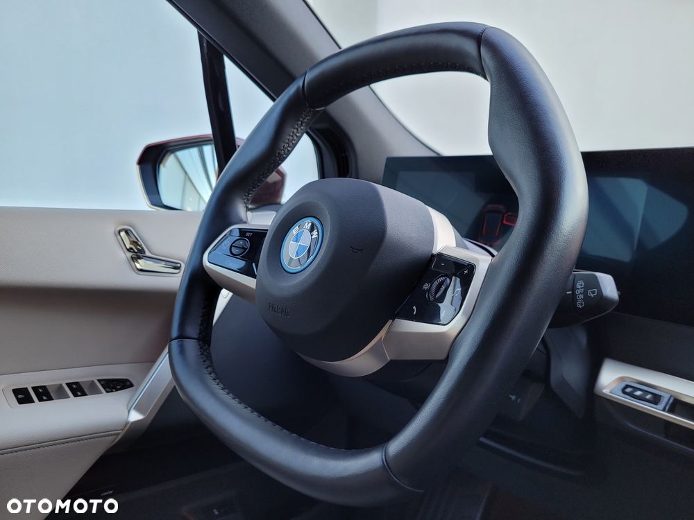 BMW iX xDrive50 111.5kWh Signature - 32