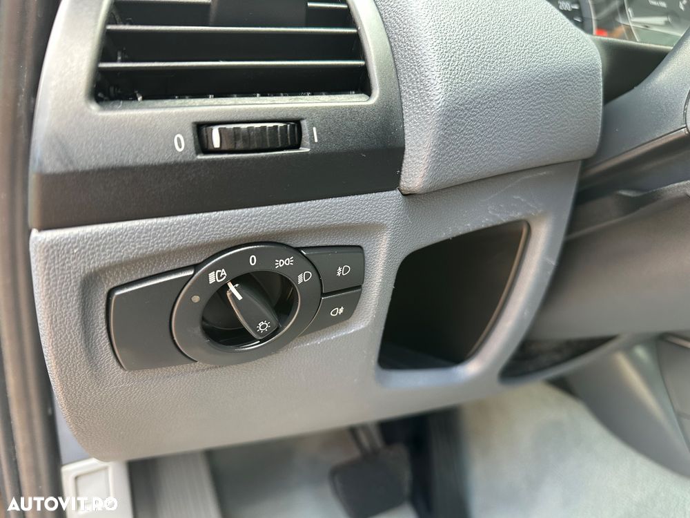 BMW Seria 1 120d DPF Aut. - 30