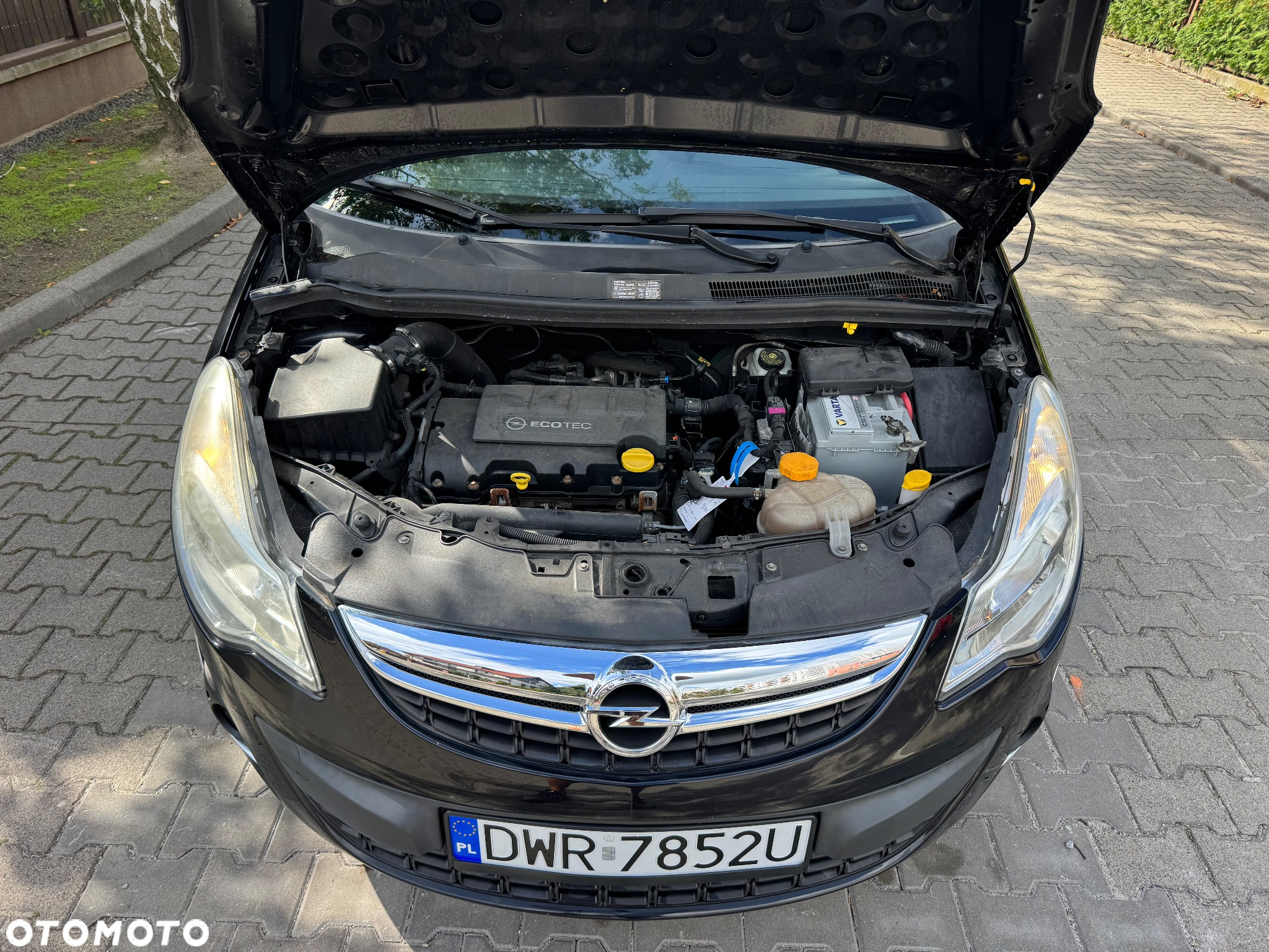 Opel Corsa 1.4 16V Satellite - 11