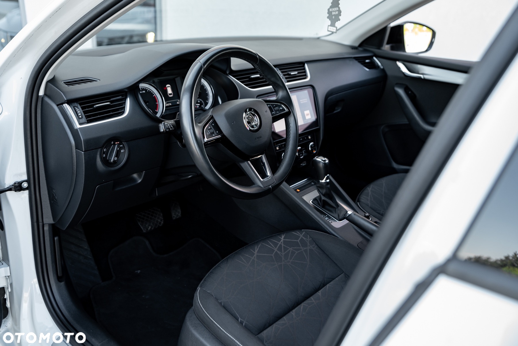 Skoda Octavia 2.0 TSI 4x4 Style DSG - 5