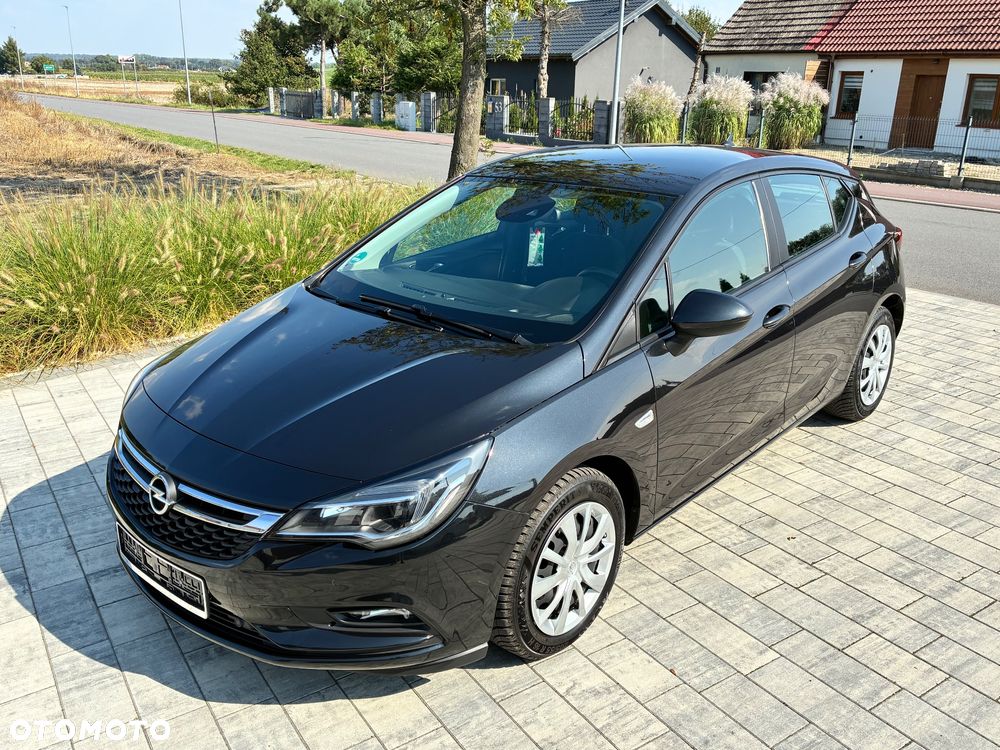 Opel Astra 1.6 D (CDTI) Start/Stop Dynamic - 1