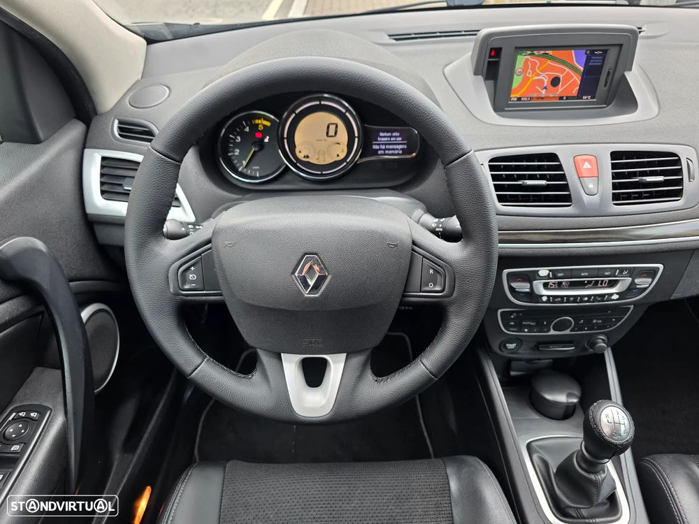 Renault Mégane 1.5 dCi Dynamique - 7