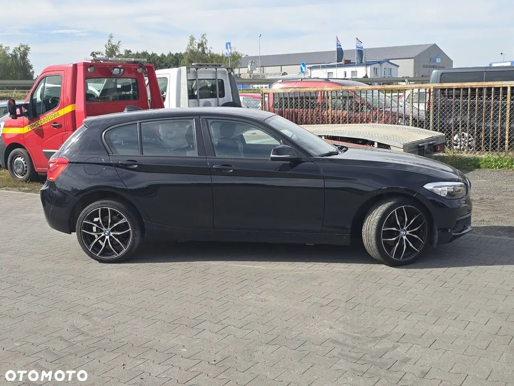 BMW Seria 1 116i - 5