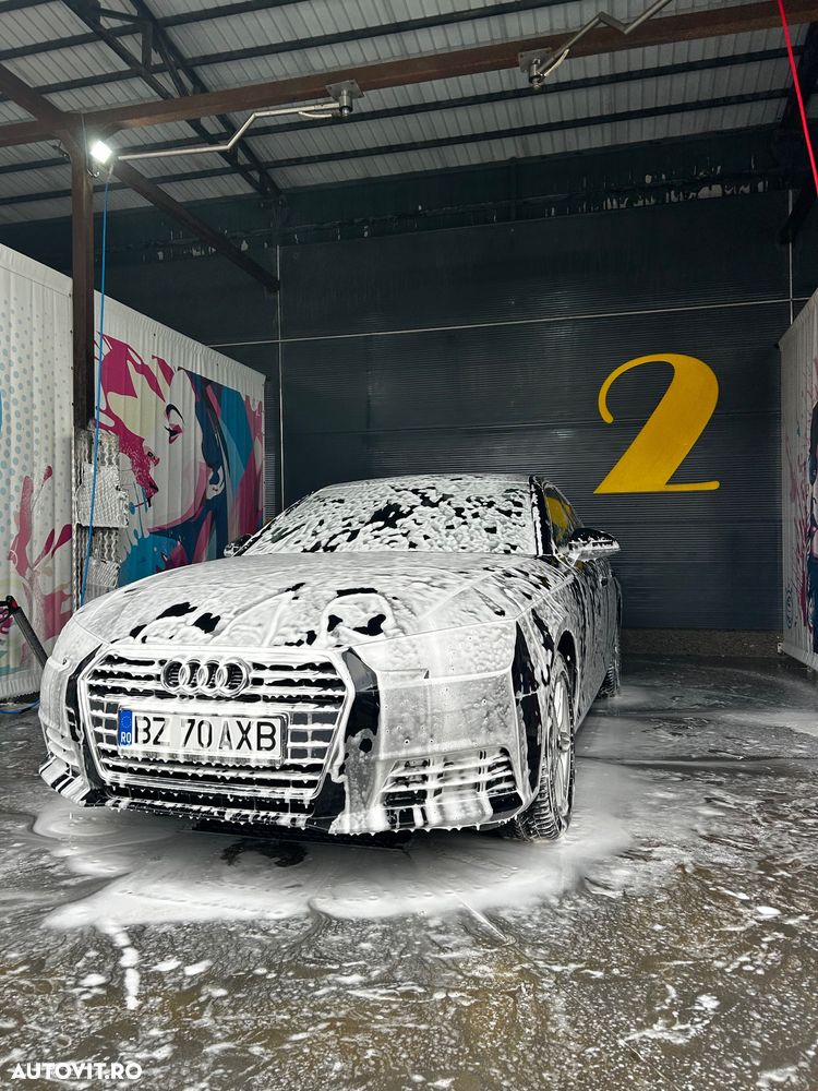 Audi A4 2.0 TDI S tronic - 11