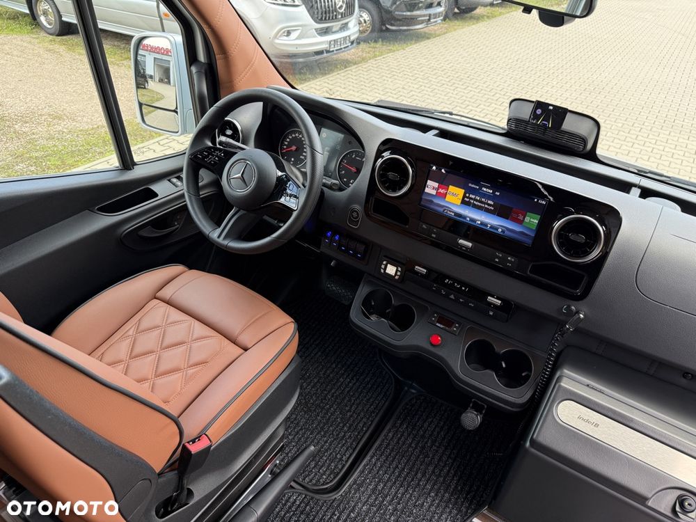 Mercedes-Benz Sprinter 519 Panoramic Line | JD - 26