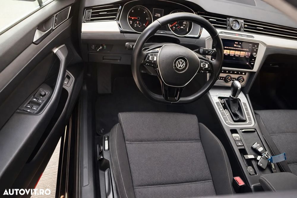 Volkswagen Passat 2.0 TDI DSG 4Motion Comfortline - 6