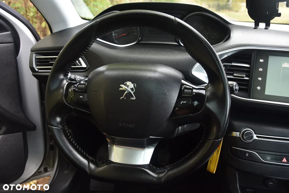 Peugeot 308 1.6 BlueHDi Business Line S&S - 9