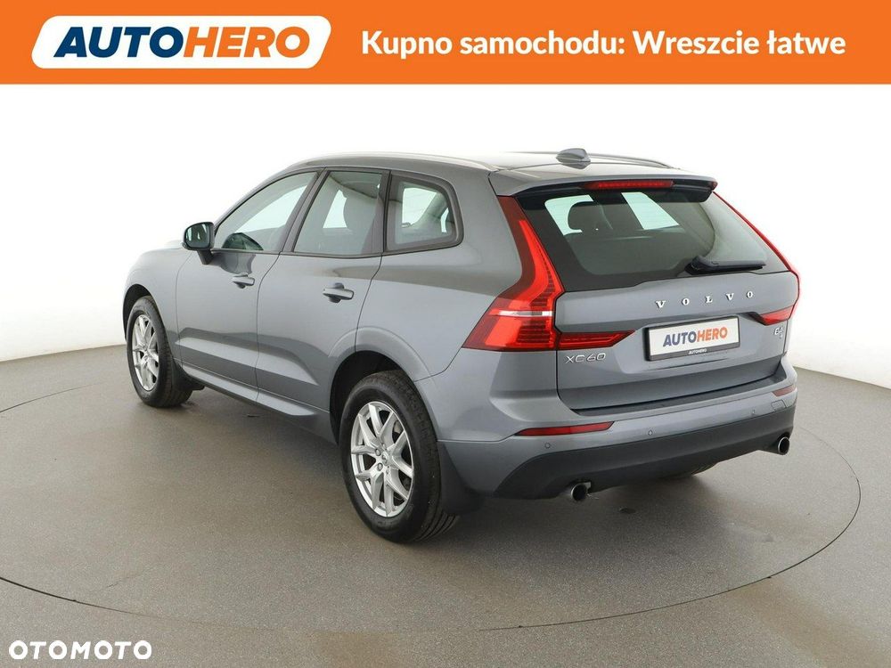 Volvo XC 60 B4 D AWD Momentum - 5