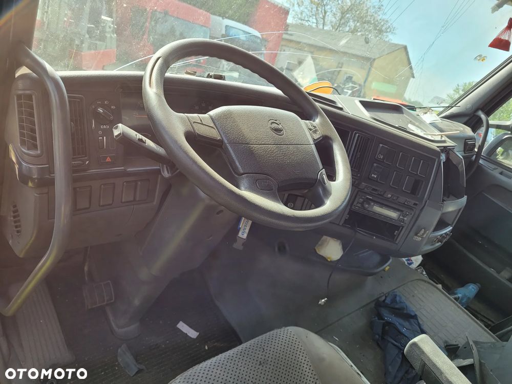 Kabina VOLVO Fh 13 2012r - 15