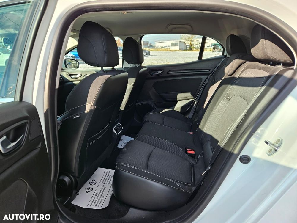 Renault Megane ENERGY dCi 110 INTENS - 8