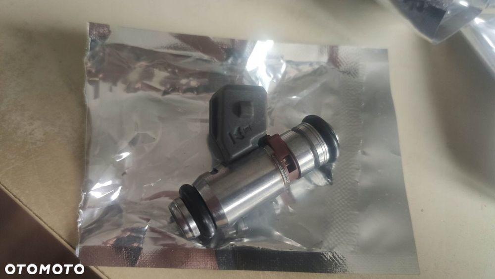 WTRYSKIWACZ DUCATI MONSTER 800 S2R 04-07 NOWY - 1