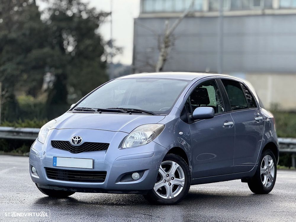 Toyota Yaris 1.33 VVT-i Sport - 4