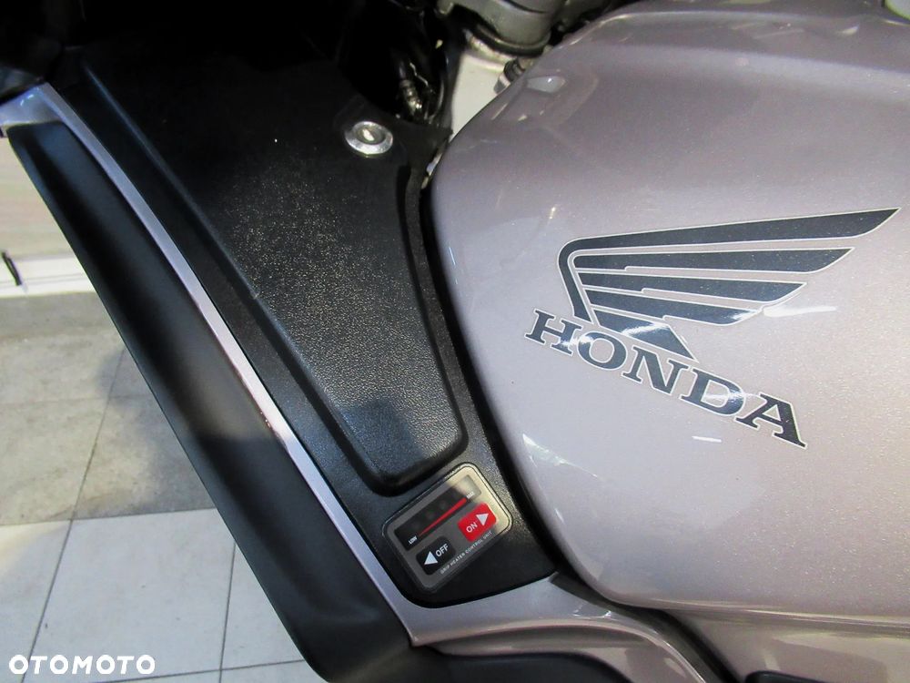 Honda ST - 12