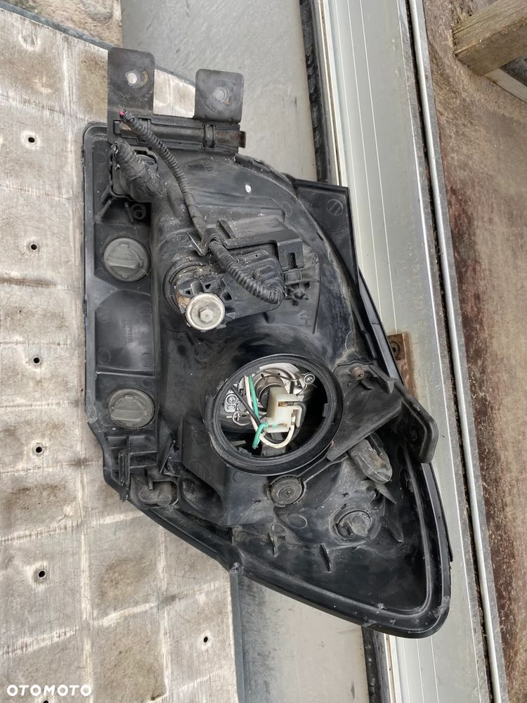lampy sportage II komplet eu całe - 6