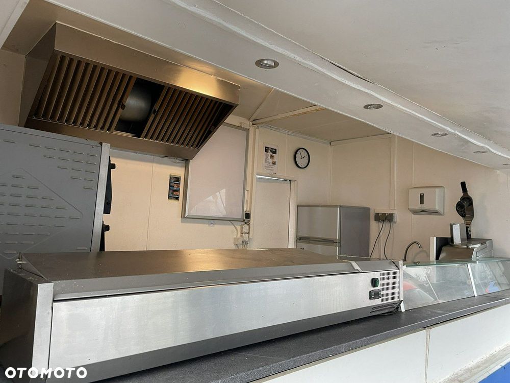 Mercedes-Benz Sprinter - 4