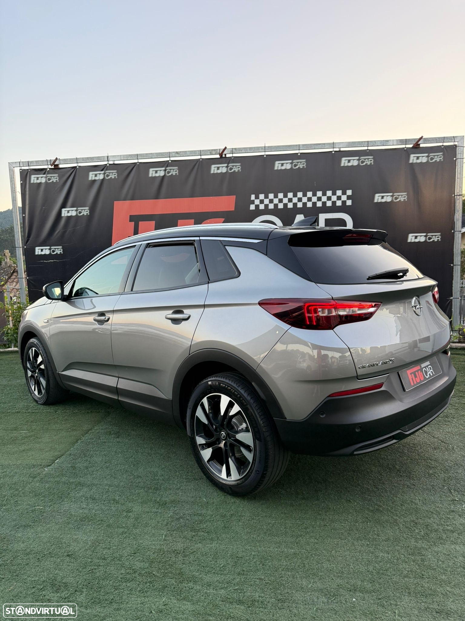 Opel Grandland X 1.2 S&S Auto Business INNOVATION - 3