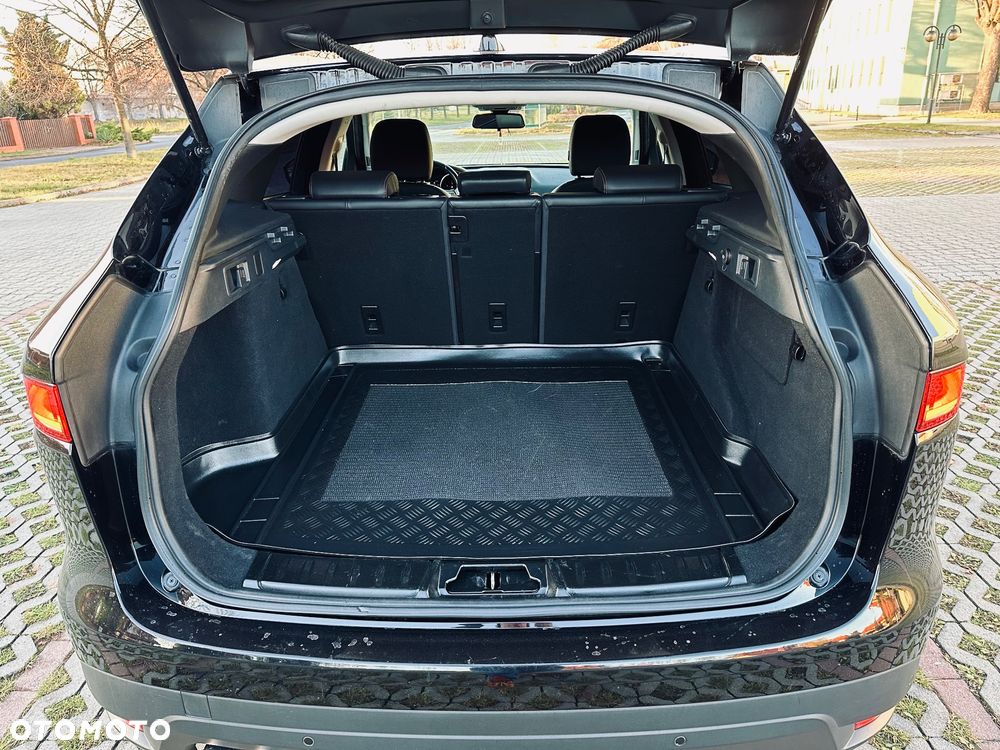 Jaguar F-Pace 2.0 i4D AWD Prestige - 22