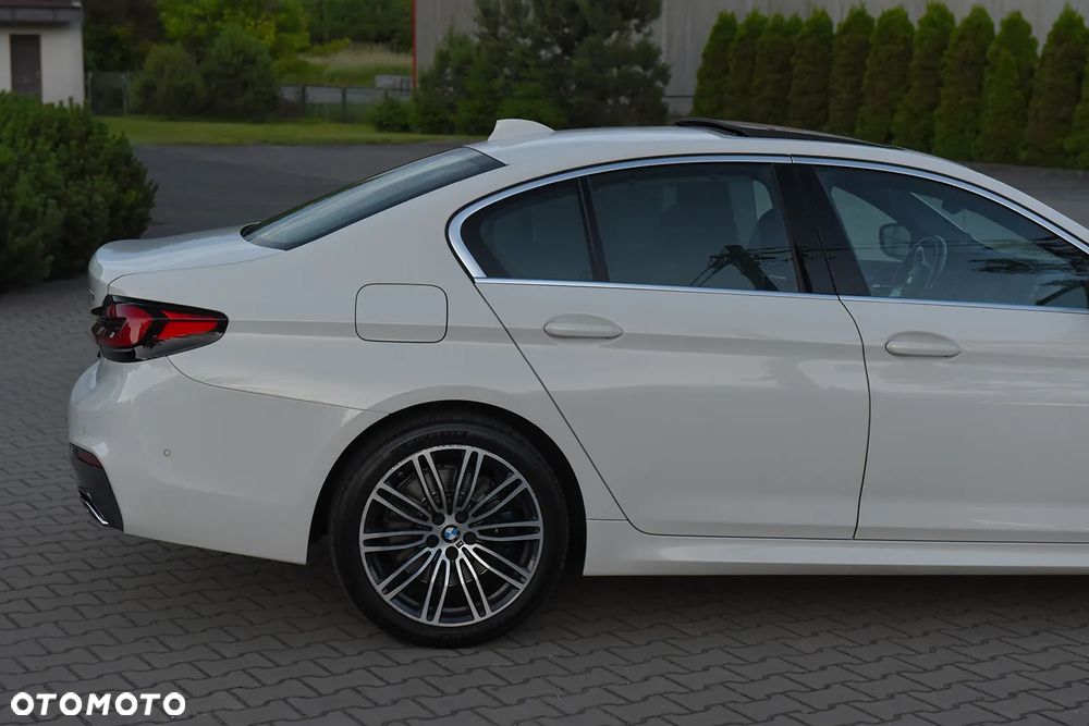 BMW Seria 5 530i xDrive M Sport sport - 3