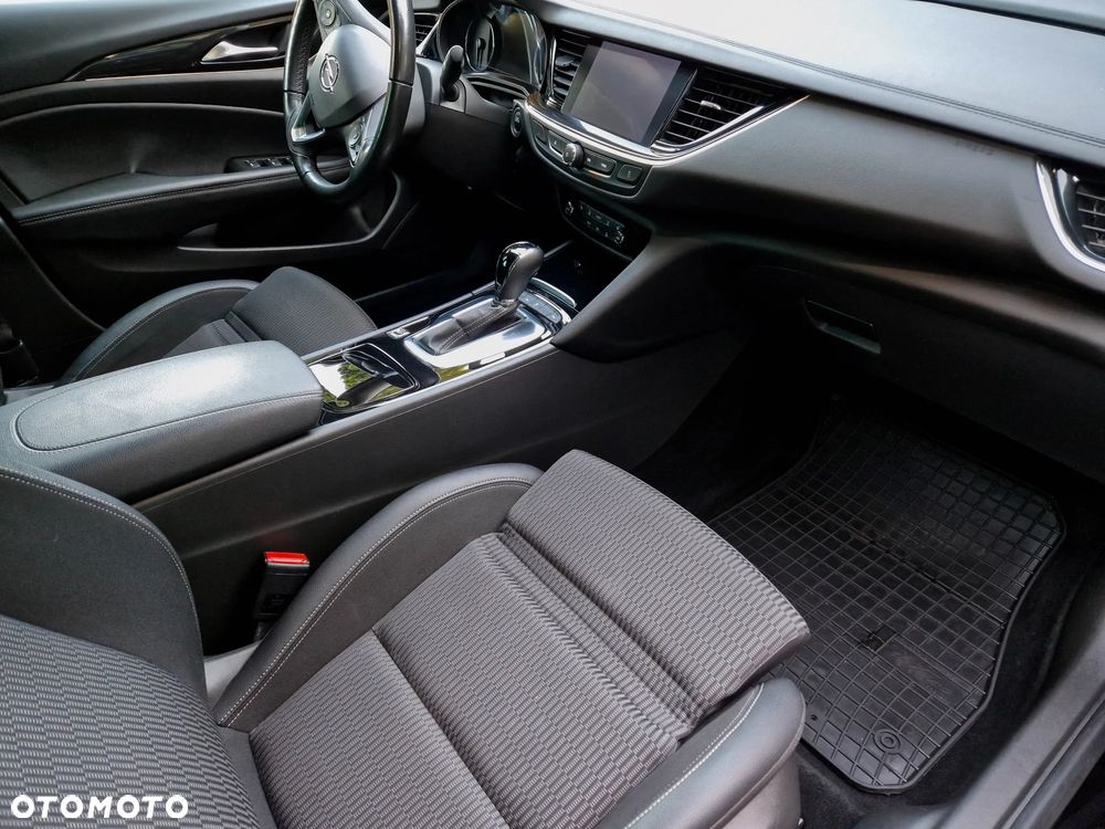 Opel Insignia 2.0 T Business Elegance S&S - 9