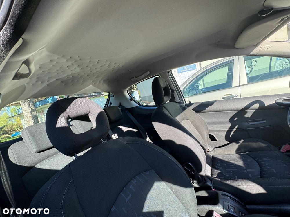Peugeot 206 - 8