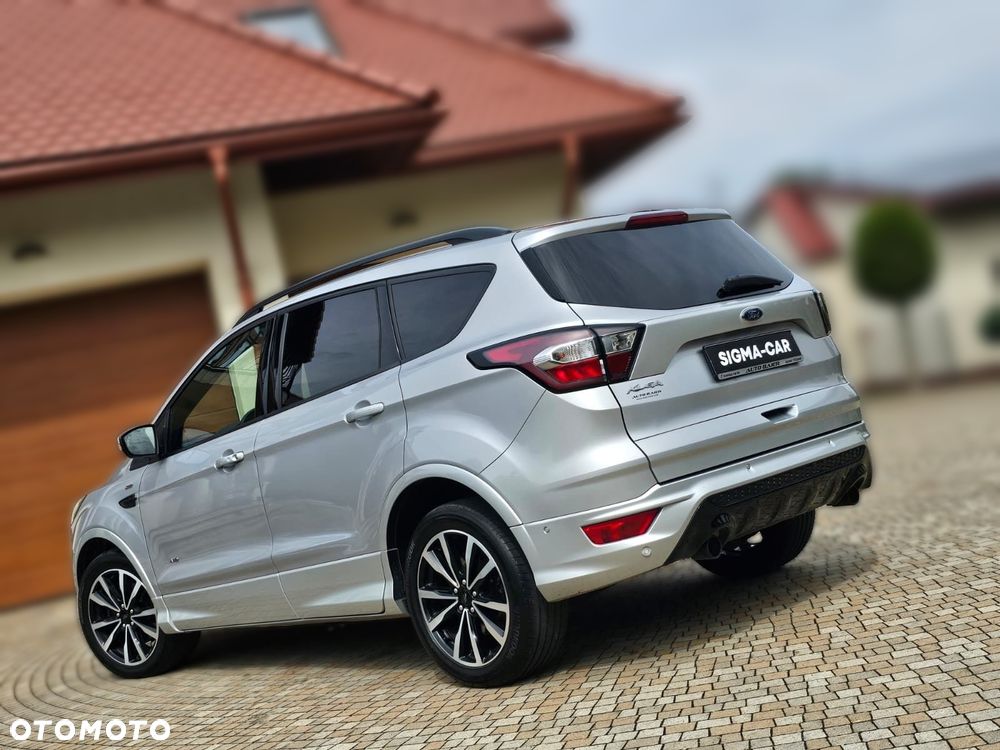 Ford Kuga 2.0 TDCi 4x4 ST-Line - 23