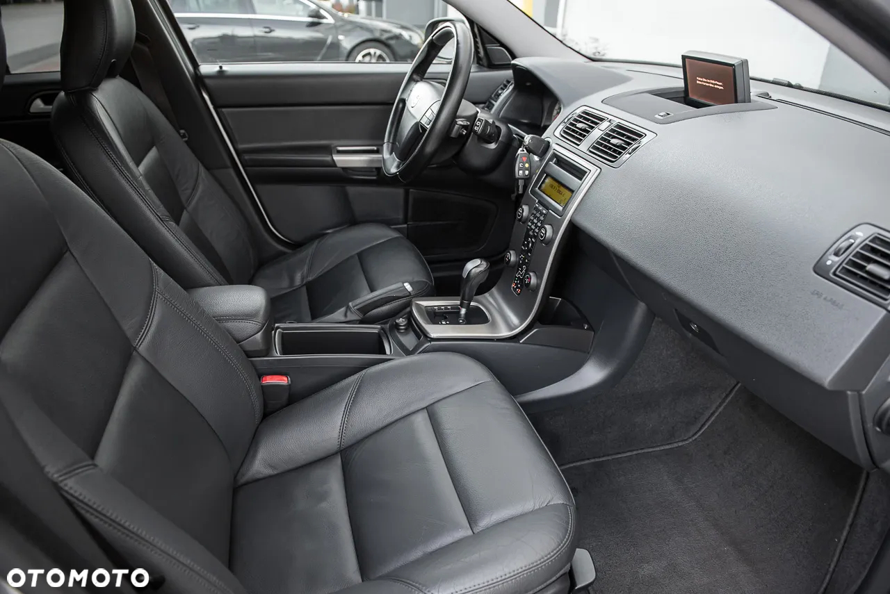 Volvo V50 - 28