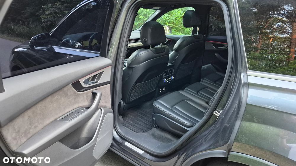 Audi Q7 50 TDI quattro tiptronic S line - 11
