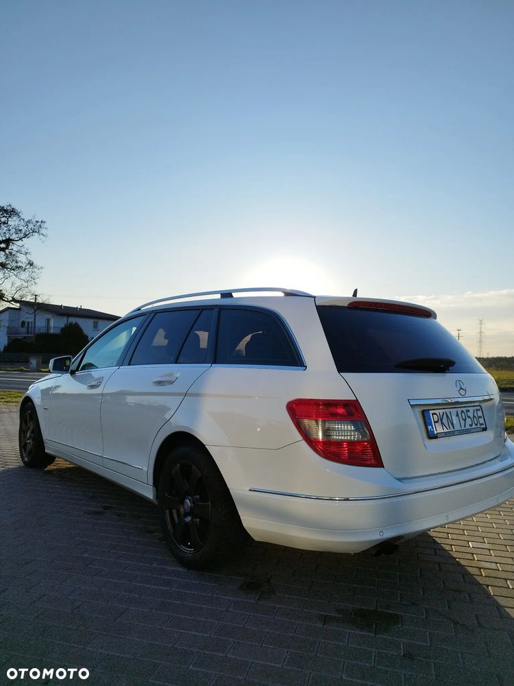 Mercedes-Benz Klasa C 180 CGI Automatik BlueEFFICIENCY Avantgarde - 5