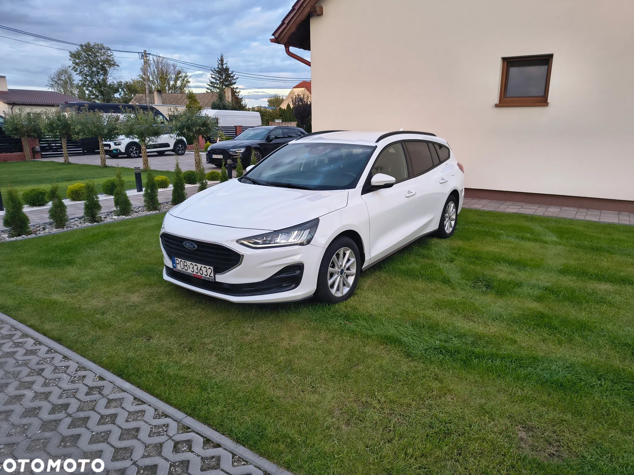 Ford Focus 1.0 EcoBoost Hybrid ACTIVE - 1