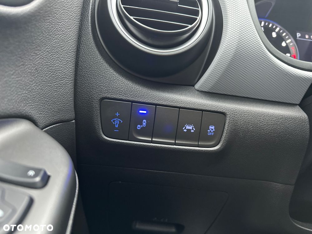 Hyundai Kona 1.6 T-GDI DCT 4WD Premium - 36