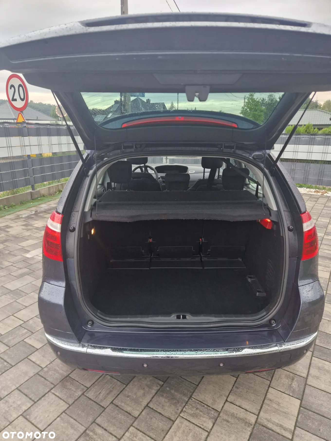 Citroën C4 Picasso 1.6 HDi FAP Confort - 11