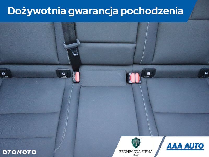 Volvo C40 - 12