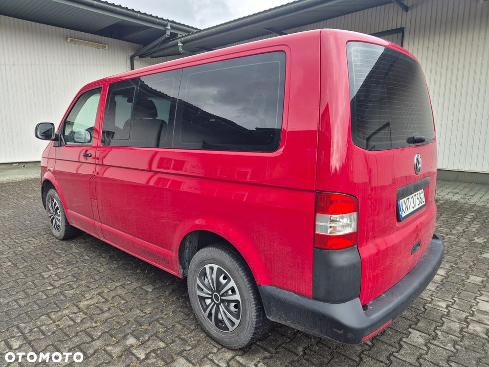 Volkswagen Caravelle - 5